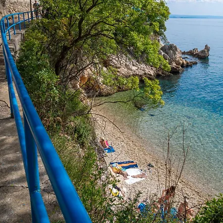 1 Mit Wi-fi By Interhome Rijeka